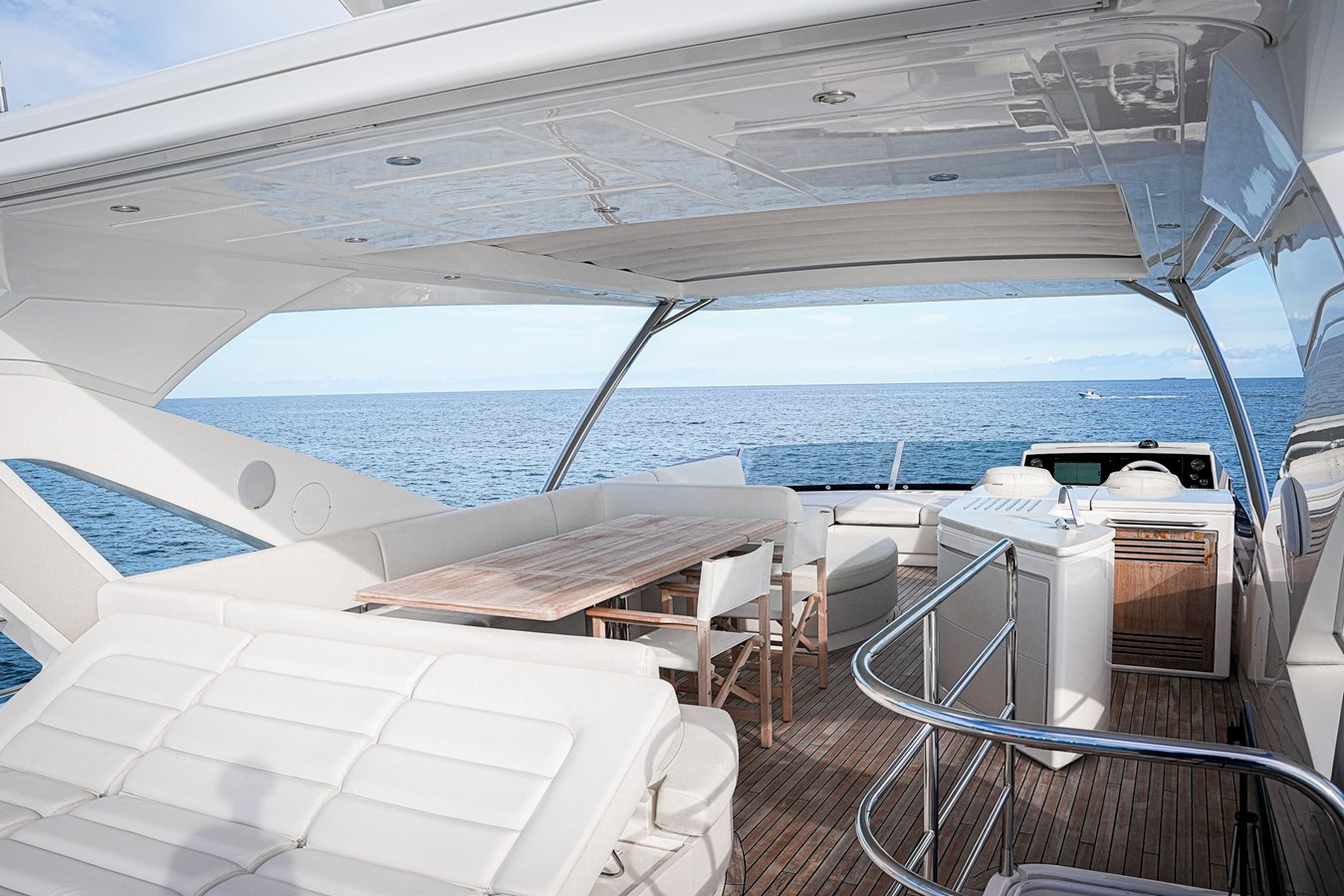 Sunseeker Motor Yacht SOLAIRE For Sale