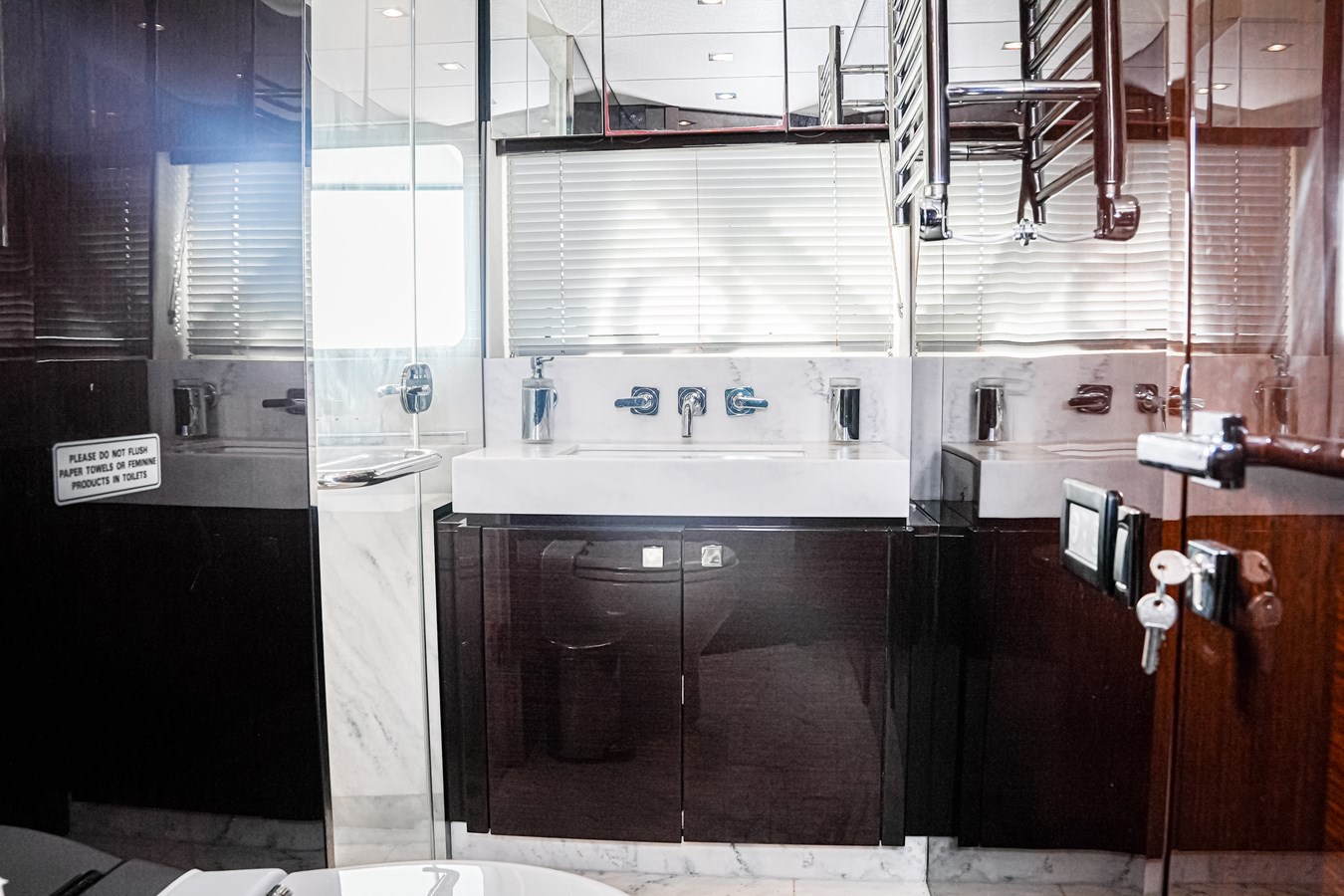 Sunseeker Motor Yacht SOLAIRE For Sale