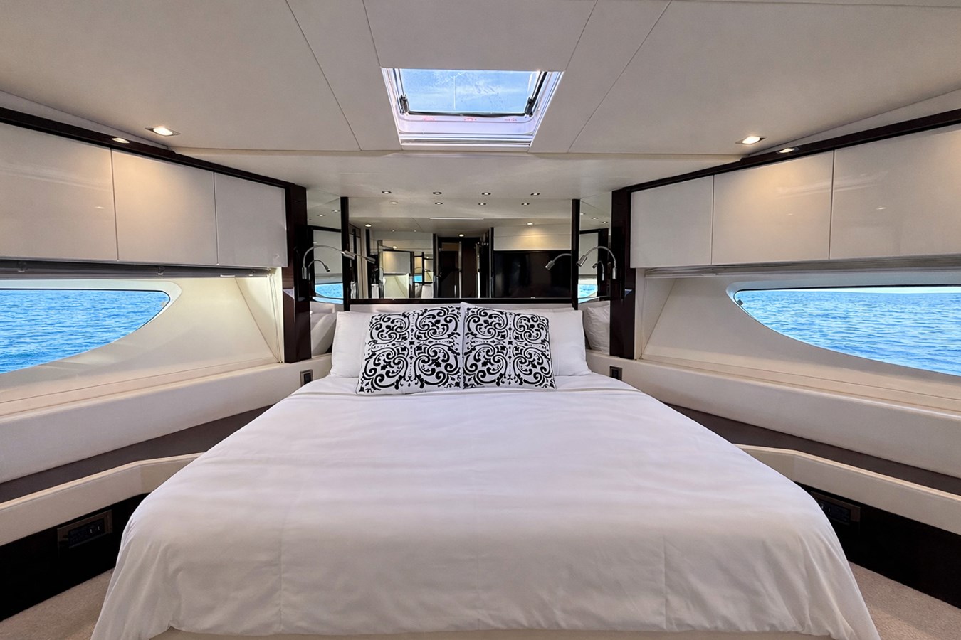 Sunseeker Motor Yacht SOLAIRE For Sale