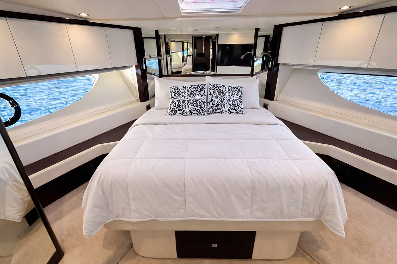 Sunseeker Motor Yacht SOLAIRE For Sale