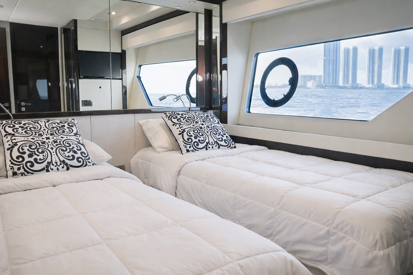 Sunseeker Motor Yacht SOLAIRE For Sale