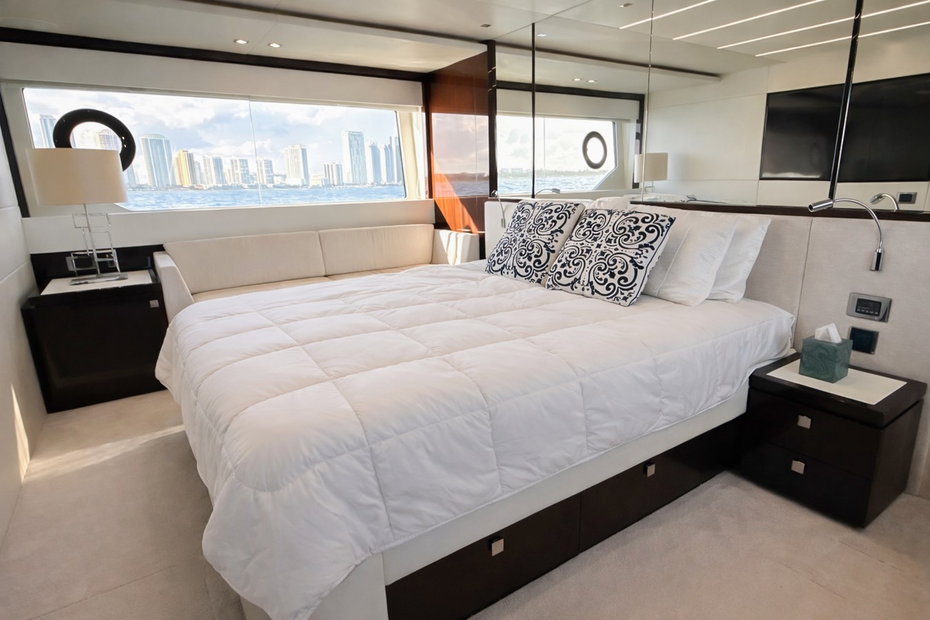 Sunseeker Motor Yacht SOLAIRE For Sale