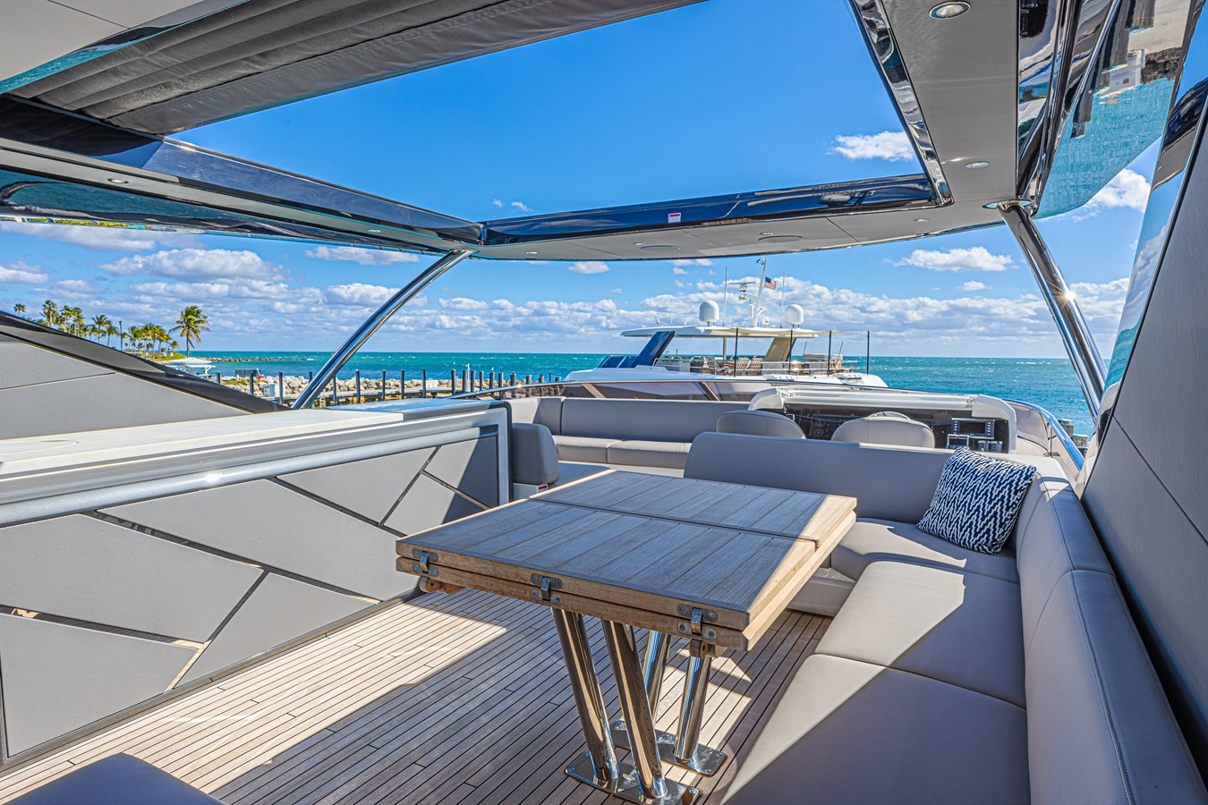 Sunseeker Motor Yacht HIDEOUT For Sale