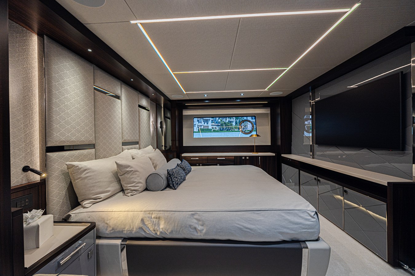 Sunseeker Motor Yacht HIDEOUT For Sale