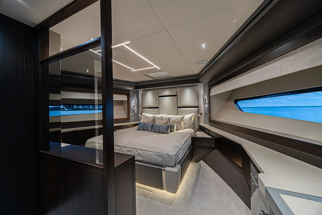 Sunseeker Motor Yacht HIDEOUT For Sale