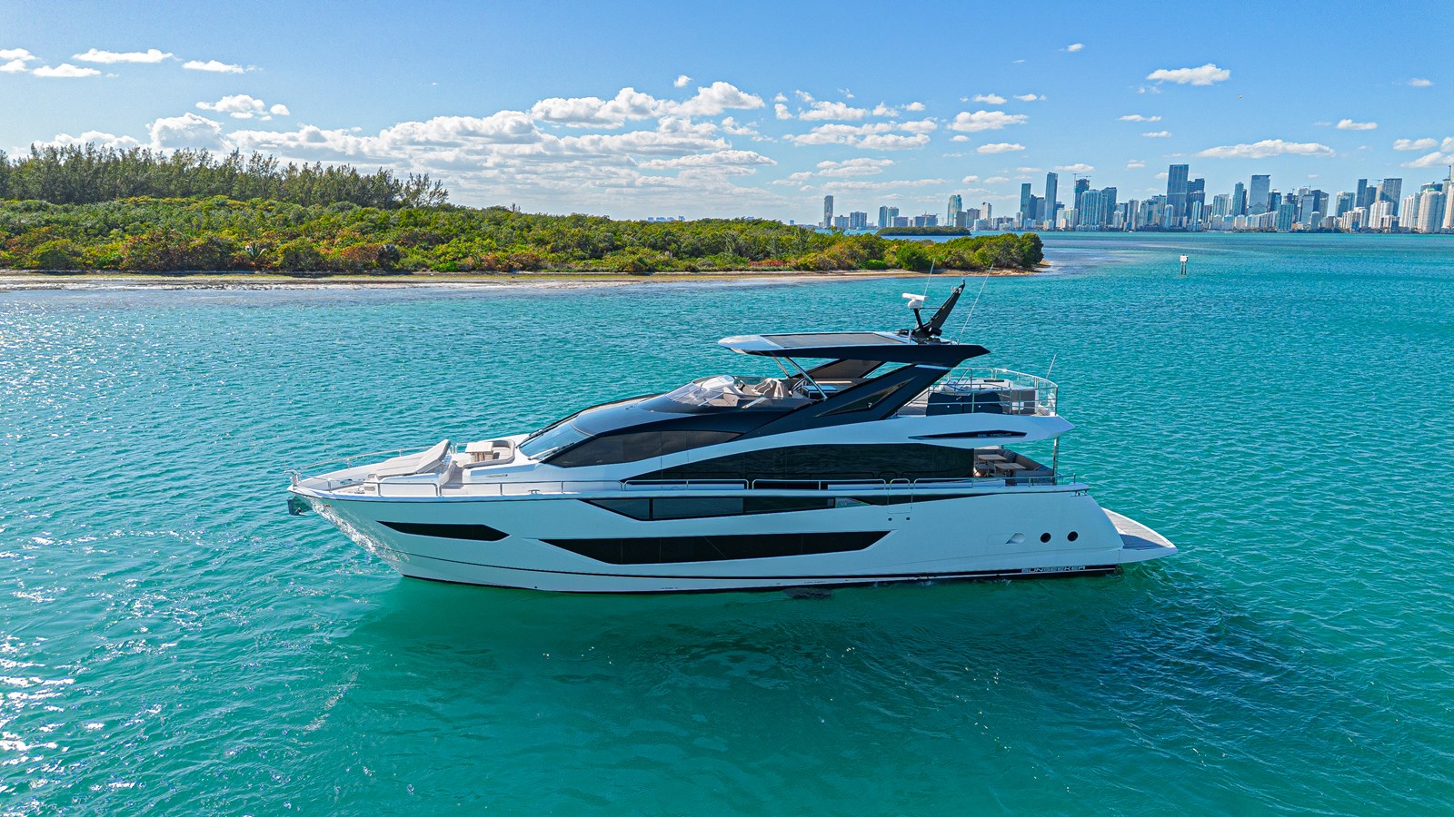 Sunseeker Motor Yacht HIDEOUT For Sale