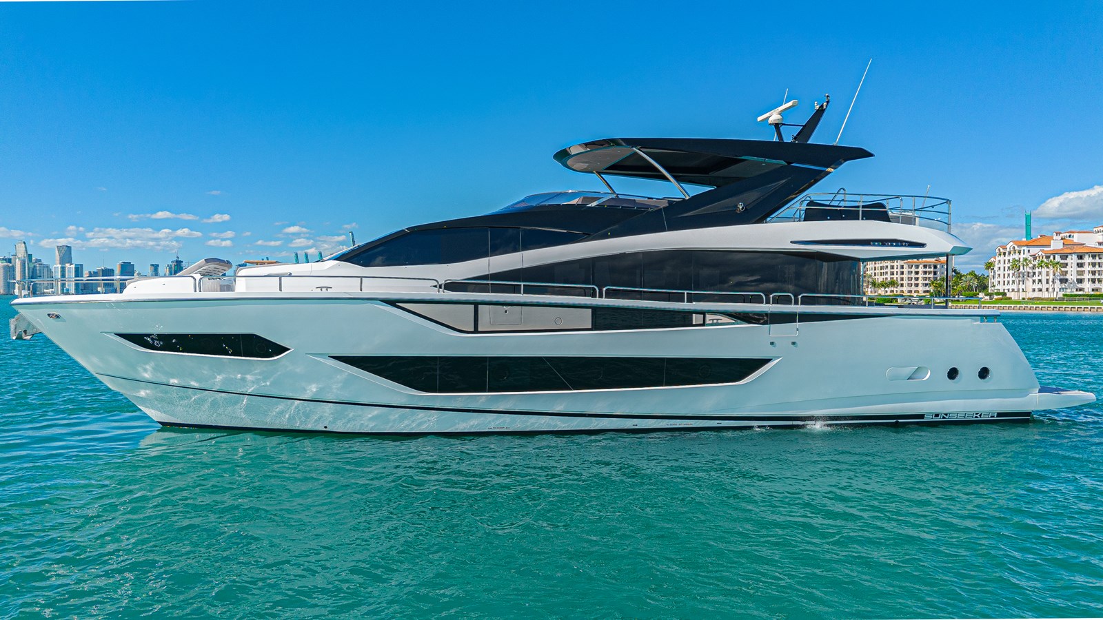 Sunseeker Motor Yacht HIDEOUT For Sale
