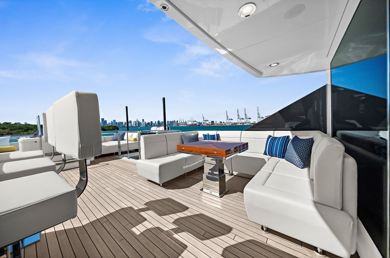 Ocean Alexander Motor Yacht LA-LA-LA For Sale