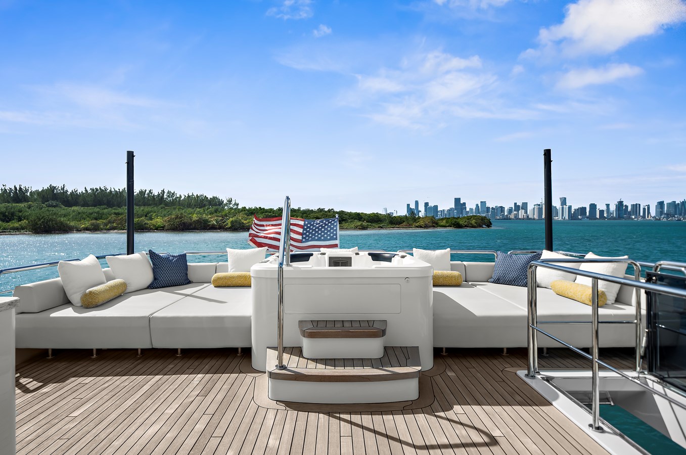 Ocean Alexander Motor Yacht LA-LA-LA For Sale