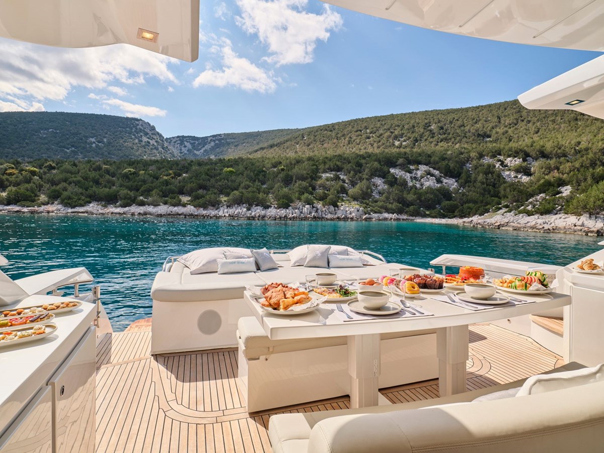 Pershing Sport Yacht FOR EVER For Sale