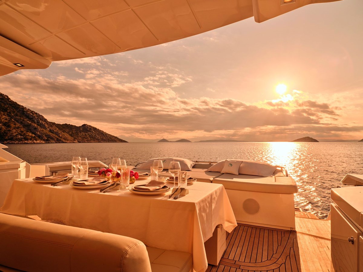 Pershing Sport Yacht FOR EVER For Sale