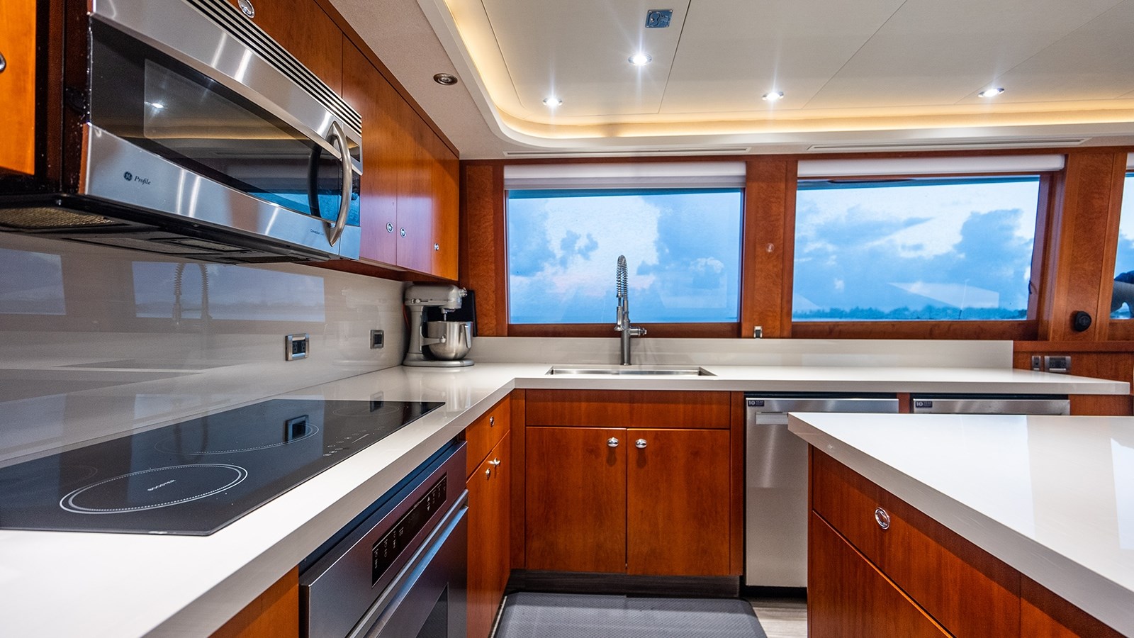 Westport Motor Yacht KEMOSABE For Sale