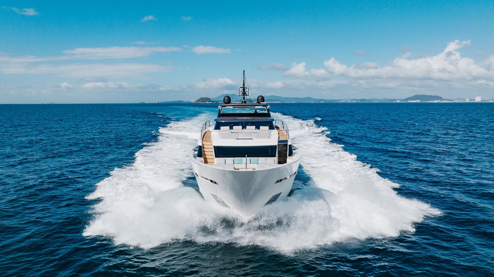 Sanlorenzo Yachts Motor Yacht AMBAR For Sale