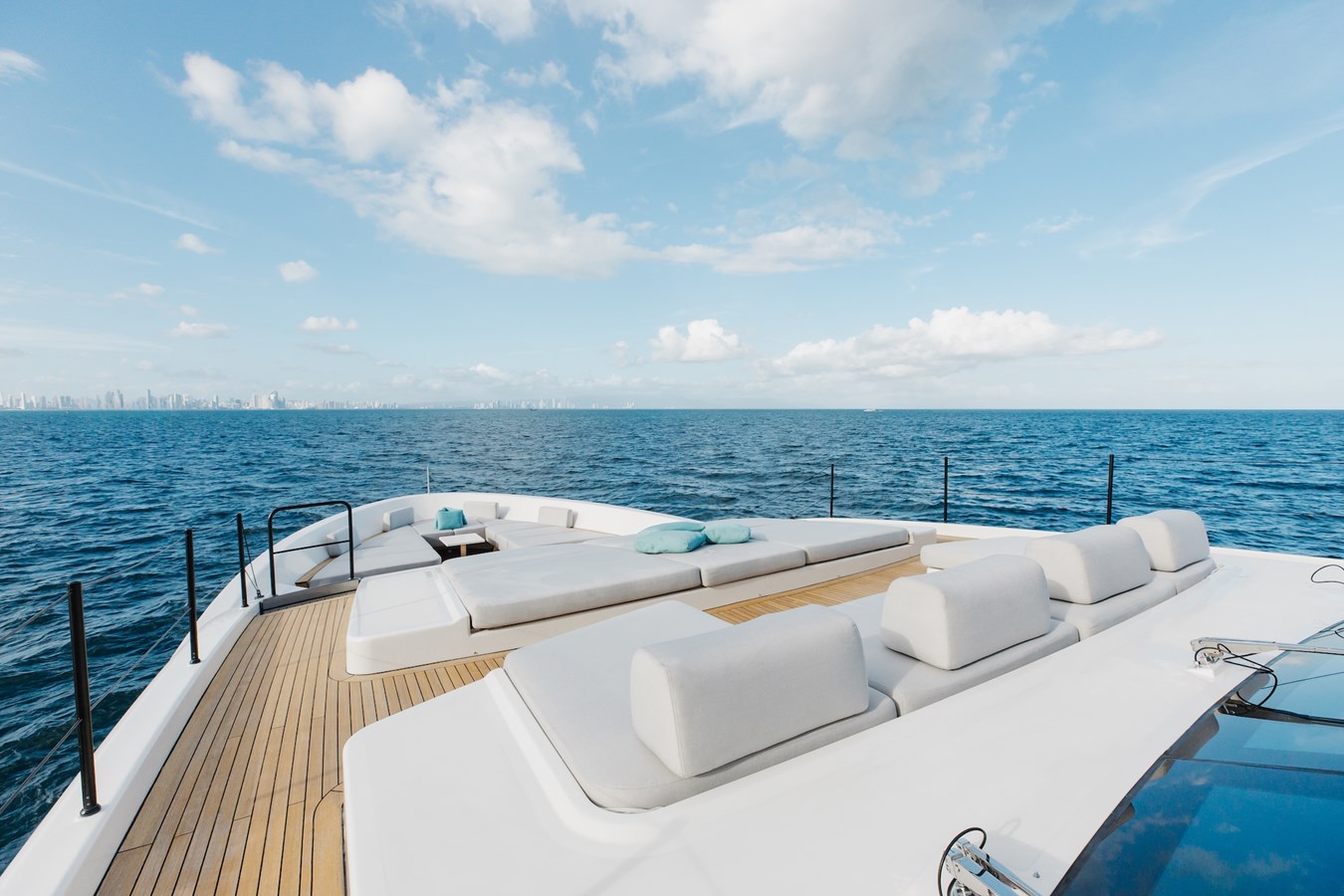 Sanlorenzo Yachts Motor Yacht AMBAR For Sale