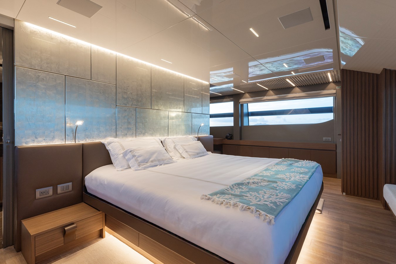 Sanlorenzo Yachts Motor Yacht AMBAR For Sale