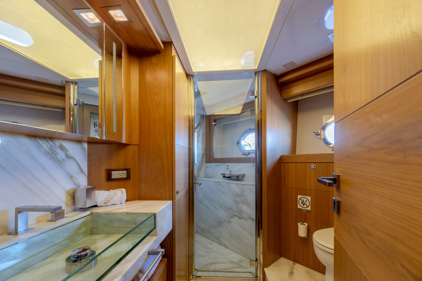 Ferretti Custom Line Motor Yacht LA MAR For Sale