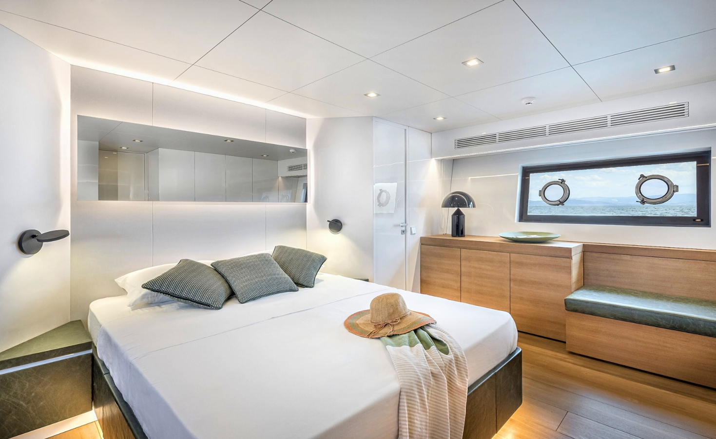 Ses Yachts Motor Boat Atlass For Sale