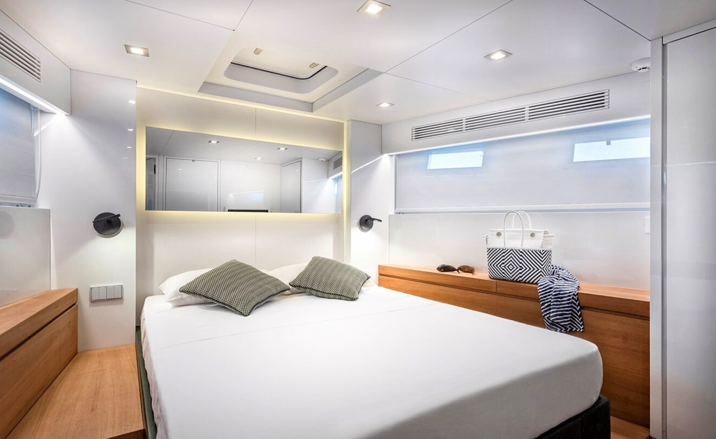 Ses Yachts Motor Boat Atlass For Sale