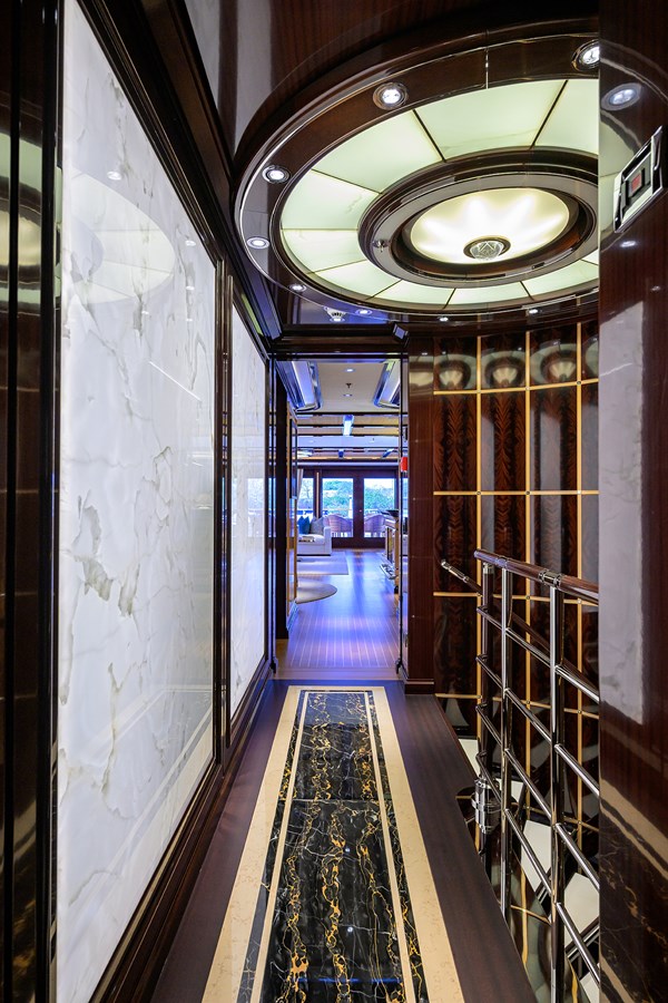 Feadship Motor Yacht ROCK IT For Sale