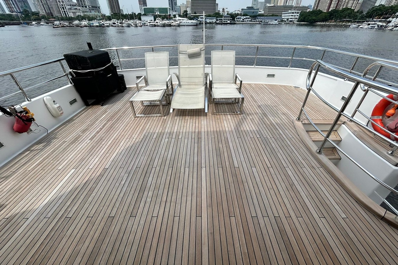 Versilcraft Motor Yacht Sunshine For Sale
