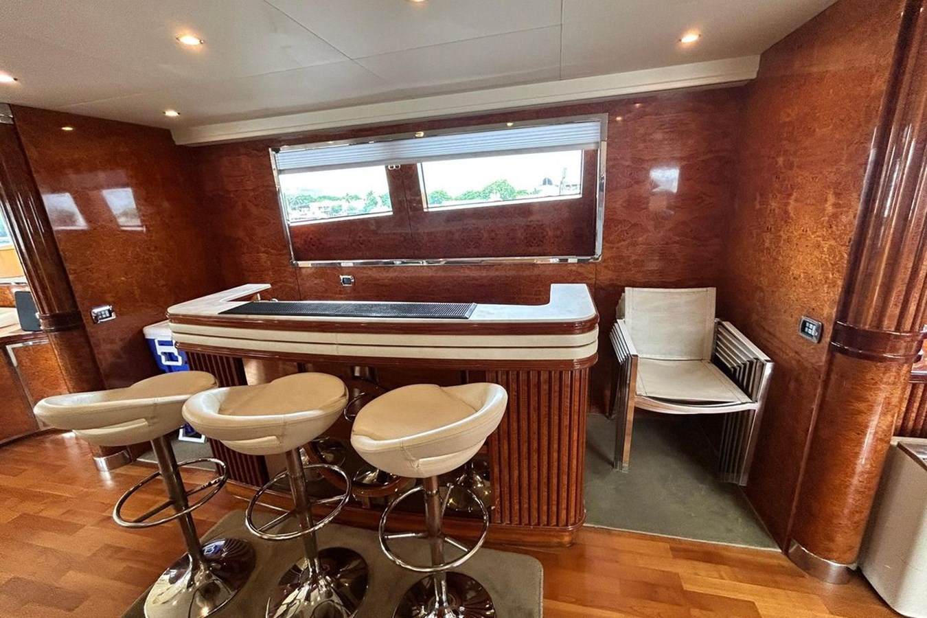 Versilcraft Motor Yacht Sunshine For Sale