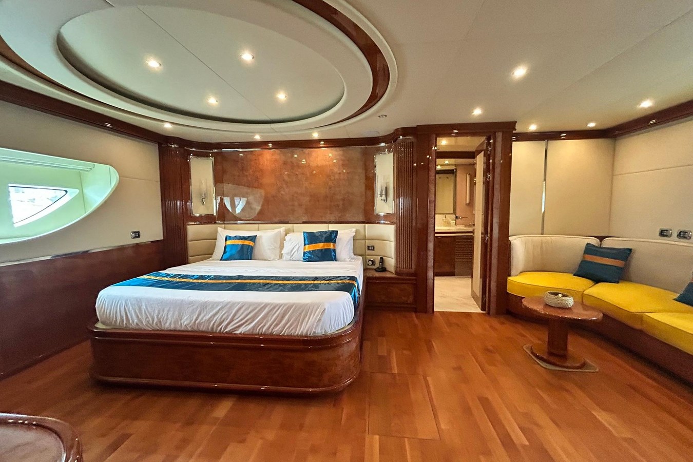 Versilcraft Motor Yacht Sunshine For Sale