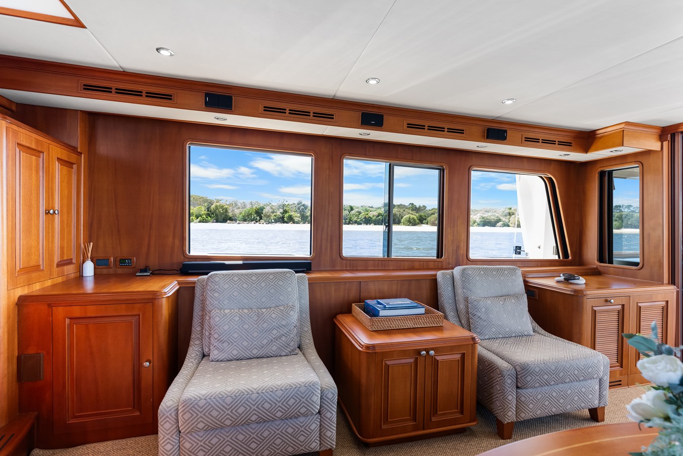 Grand Banks Marine Motor Boat Encore For Sale