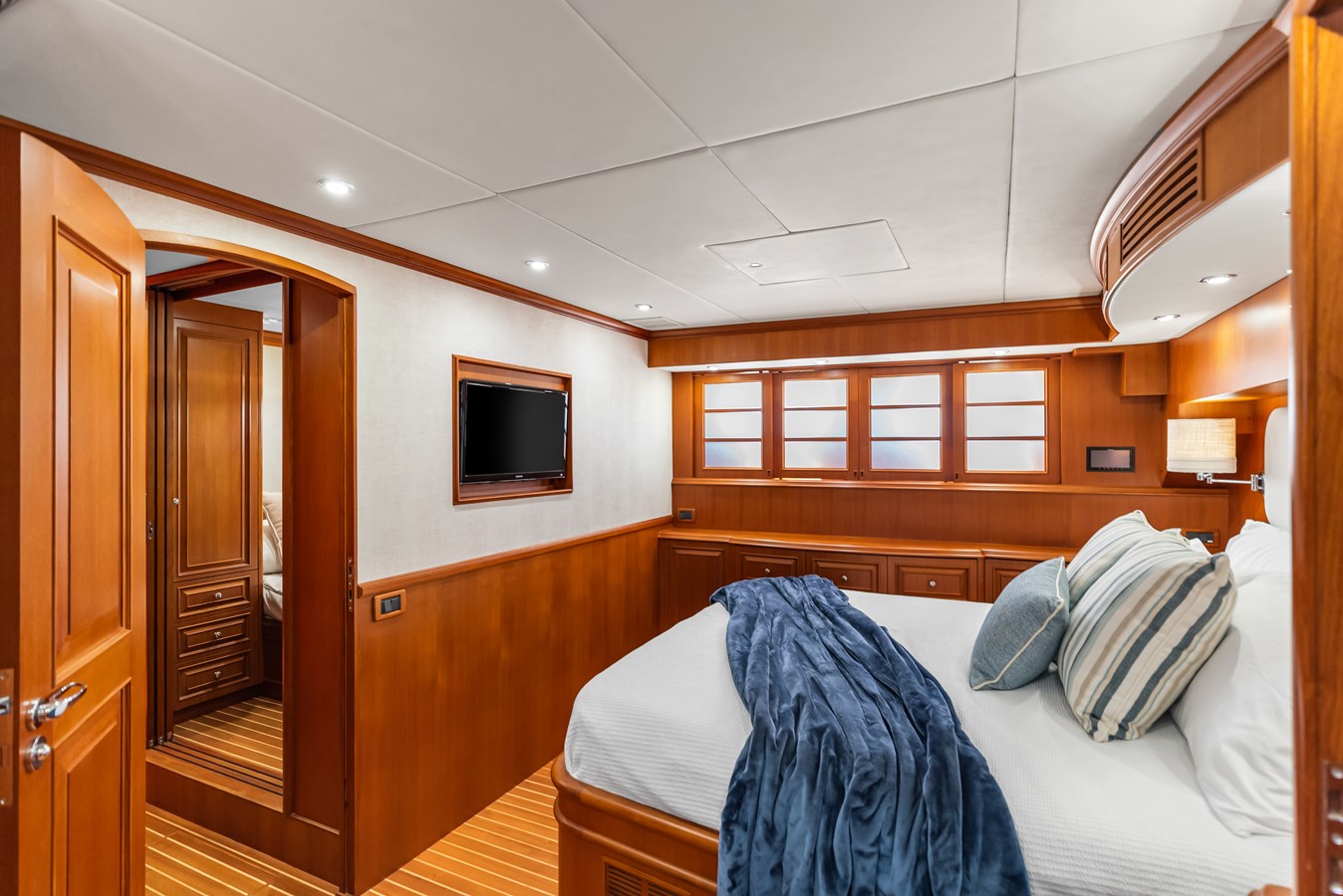Grand Banks Marine Motor Boat Encore For Sale