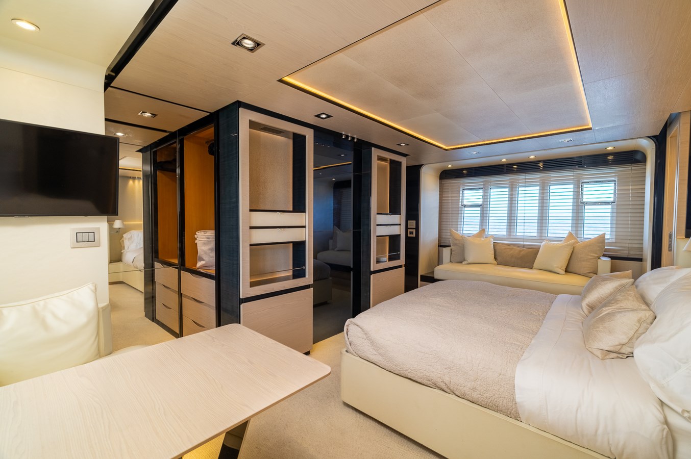 Azimut Yachts Motor Yacht SABI For Sale