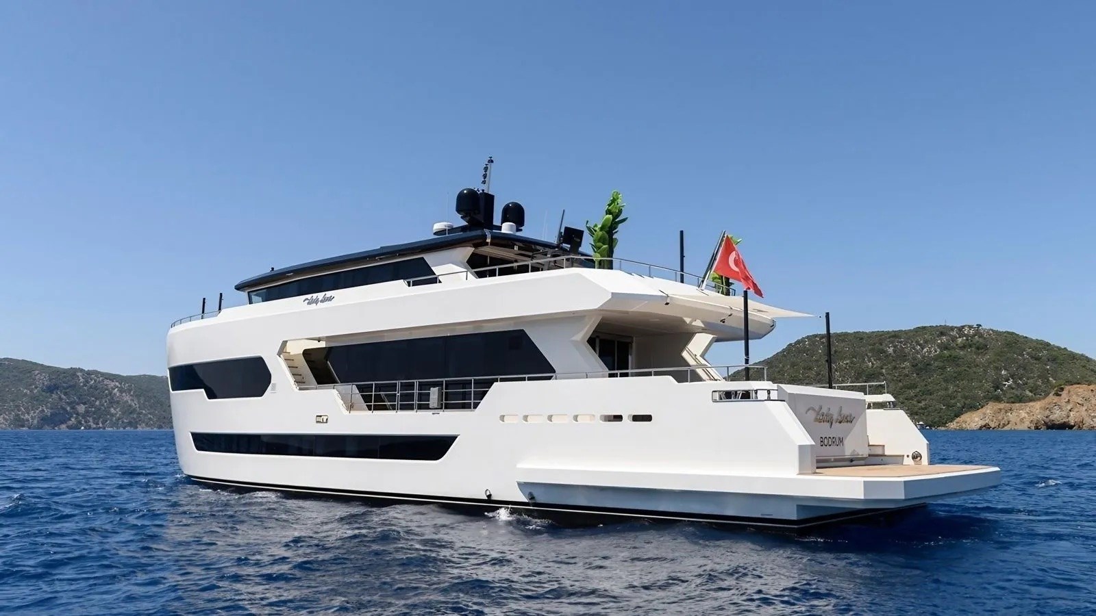 Marti Yachts Motor Boat LADY LUNA For Sale