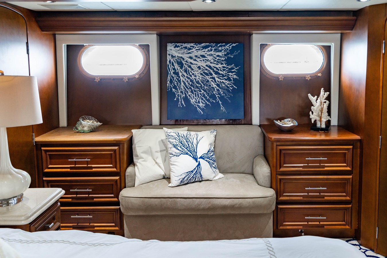 Broward Motor Yacht IRON LADY For Sale