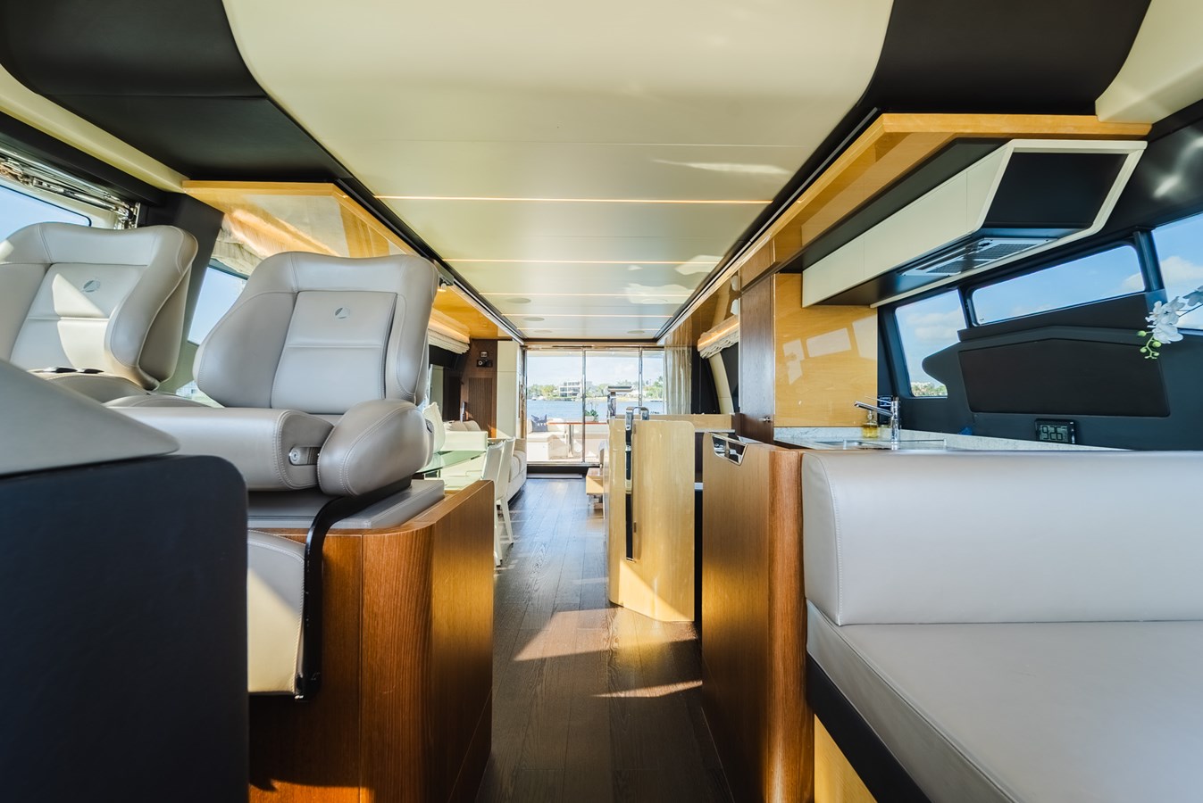 Azimut Yachts Motor Yacht CLASS DISMISSED For Sale