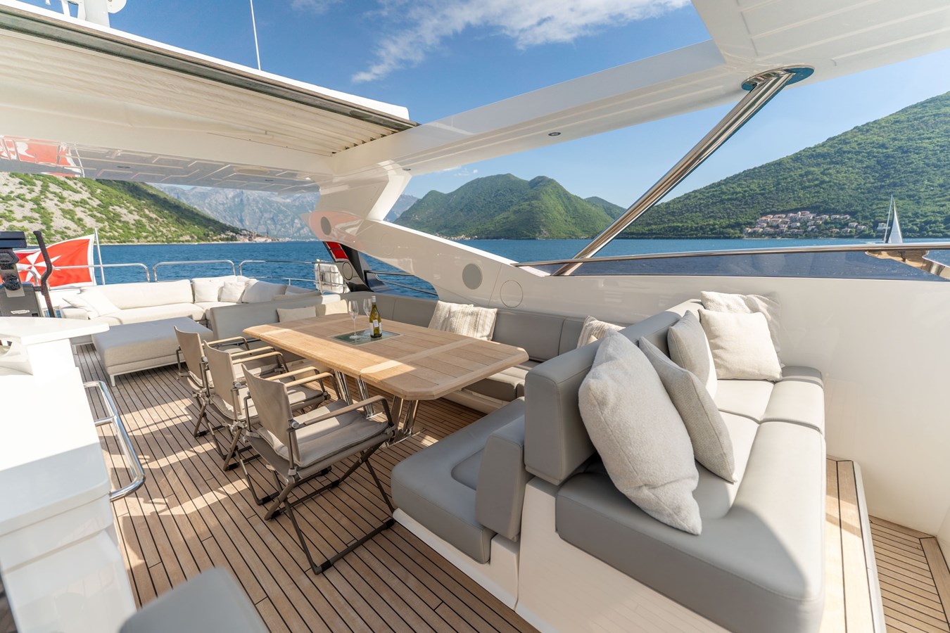 Sunseeker Motor Yacht EVERDEEN For Sale