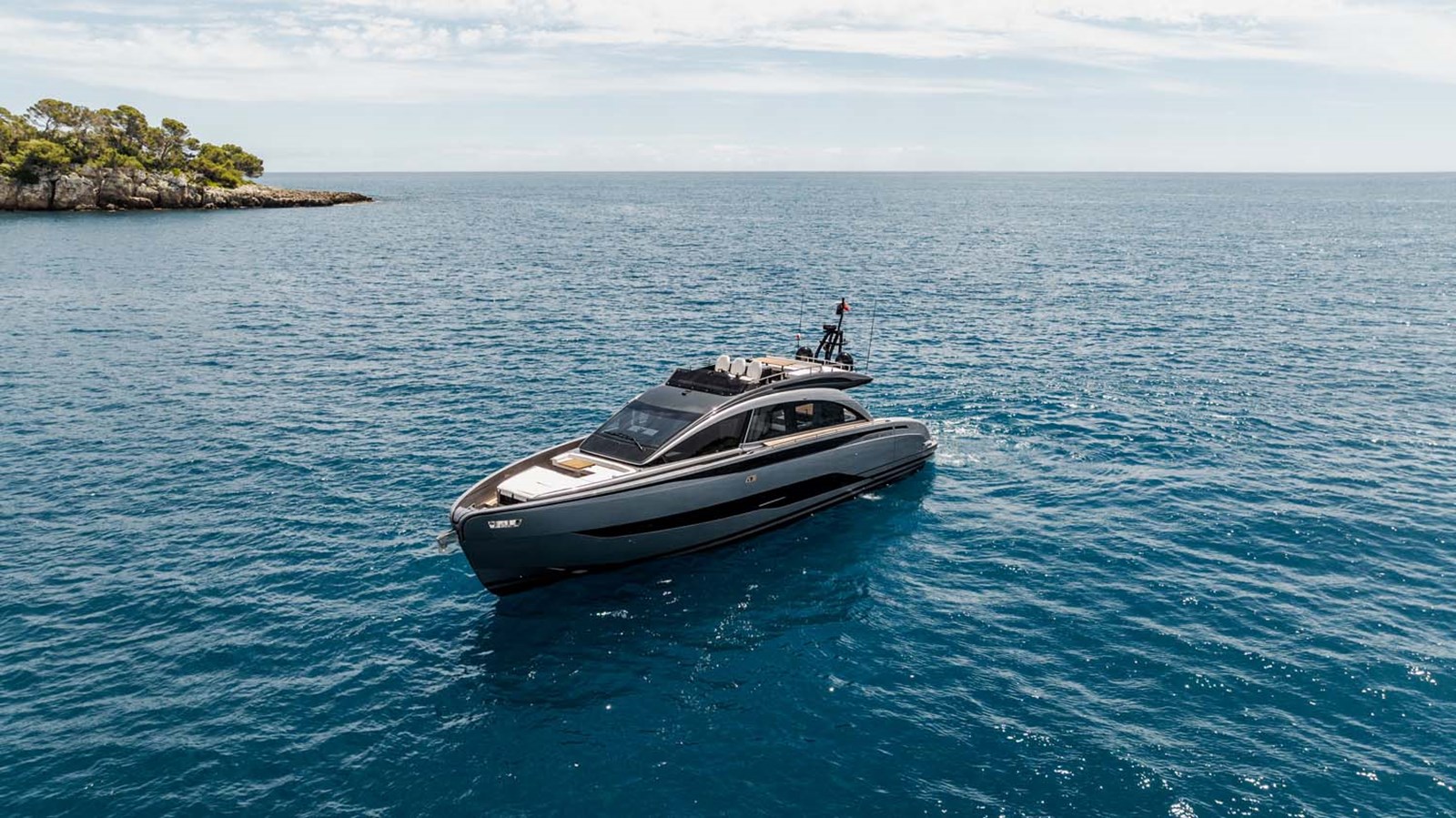 Pershing Motor Yacht REEMA For Sale