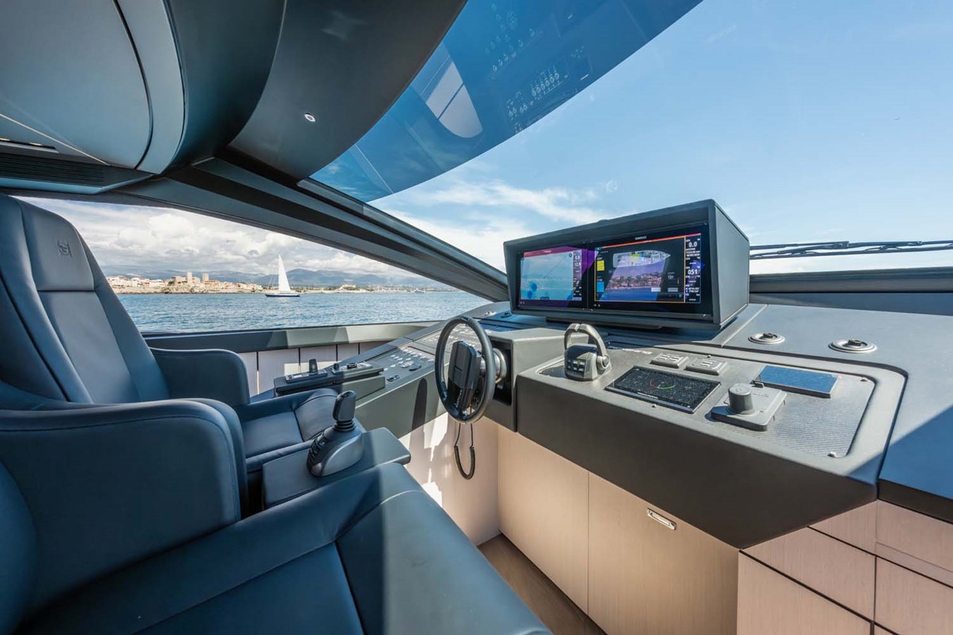Pershing Motor Yacht REEMA For Sale