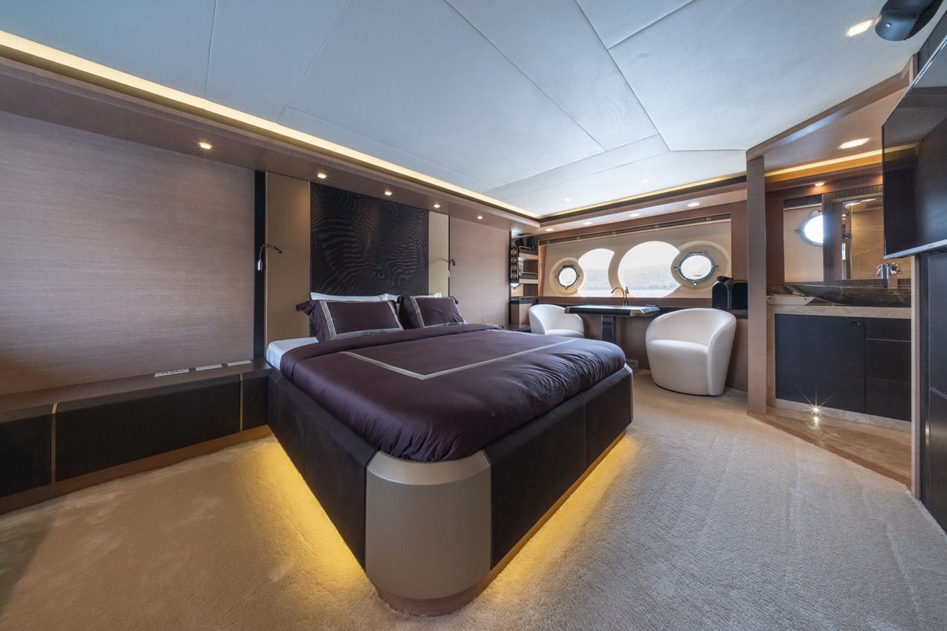 Monte Carlo Yachts Motor Yacht BELLA LUNA For Sale