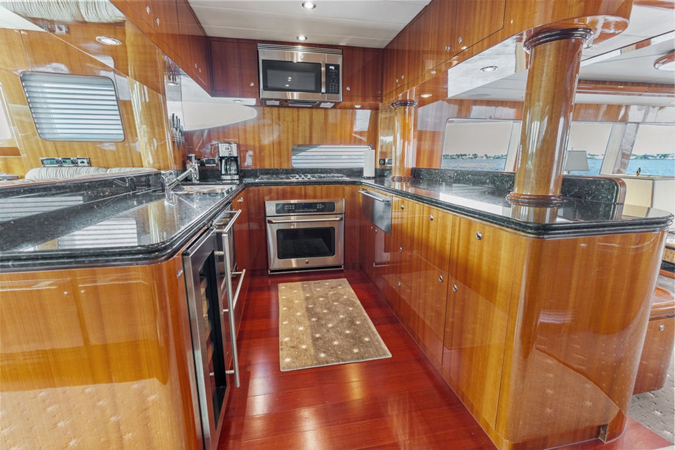 Horizon Yachts Motor Yacht BABE For Sale