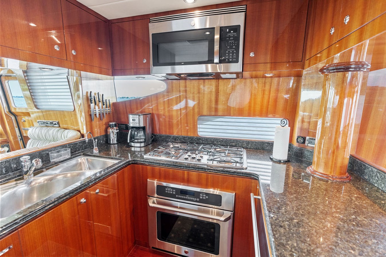 Horizon Yachts Motor Yacht BABE For Sale