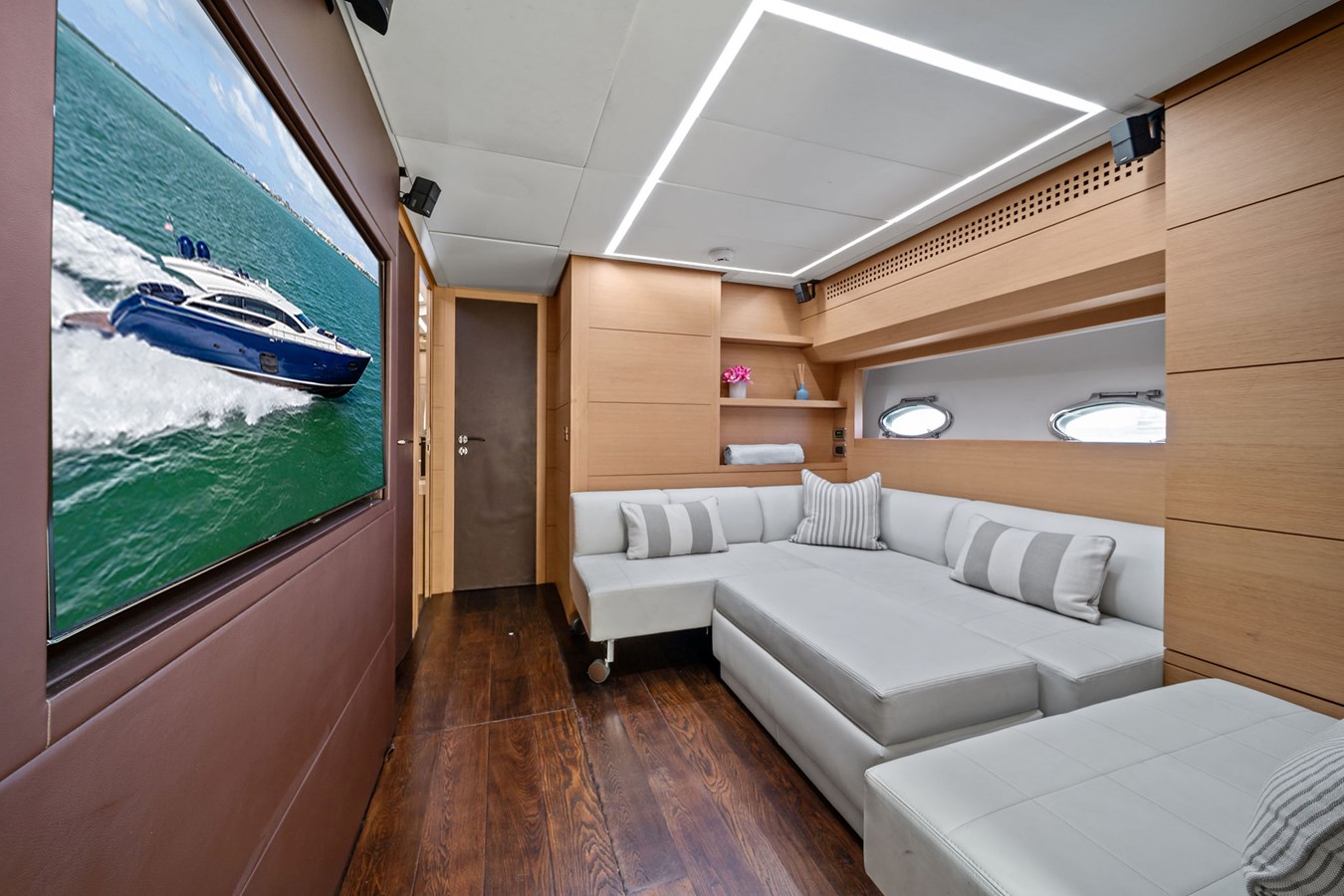 Pershing Motor Yacht DOROTHY ANN For Sale