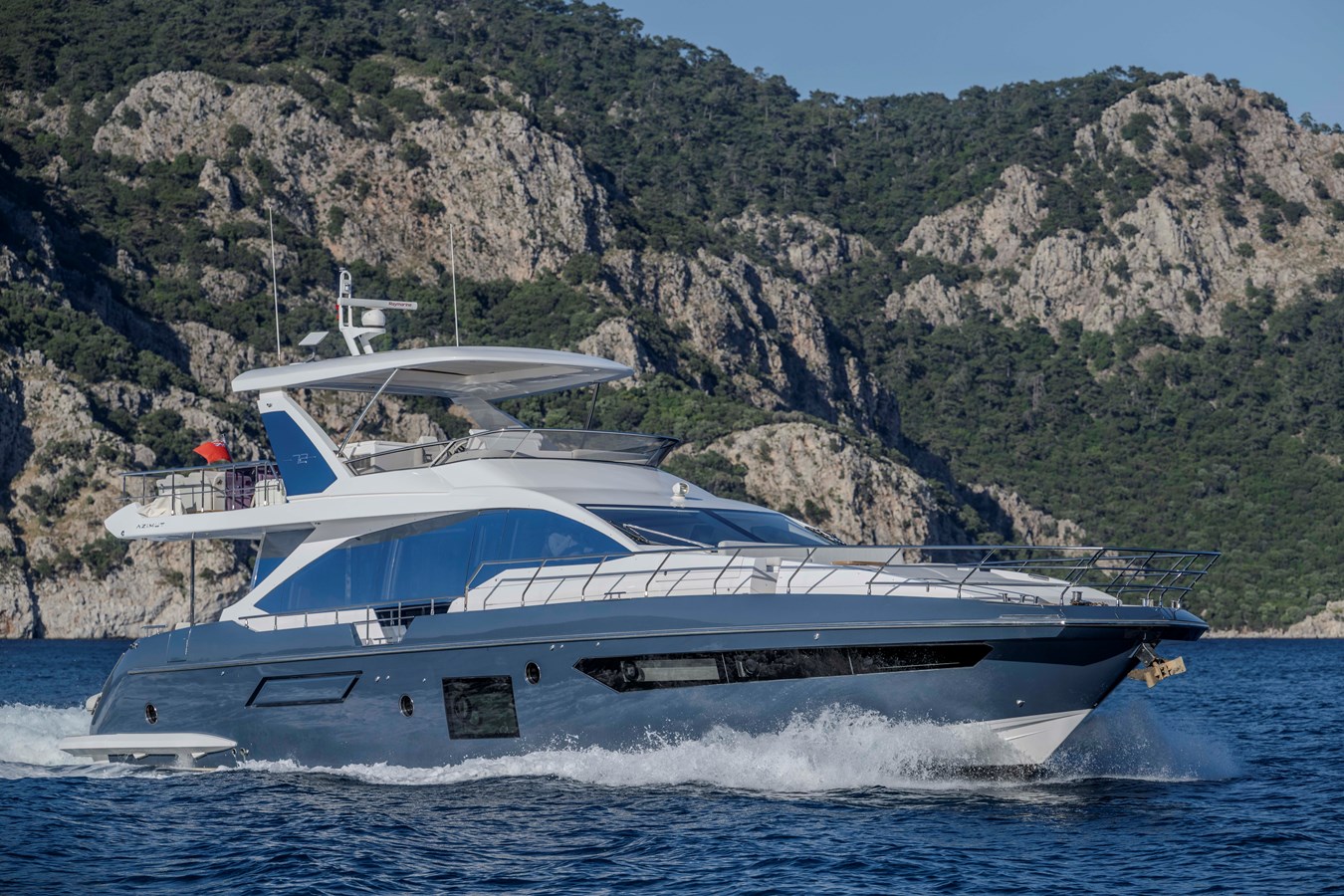 Azimut Yachts Motor Yacht CELEBRATE LIFE For Sale