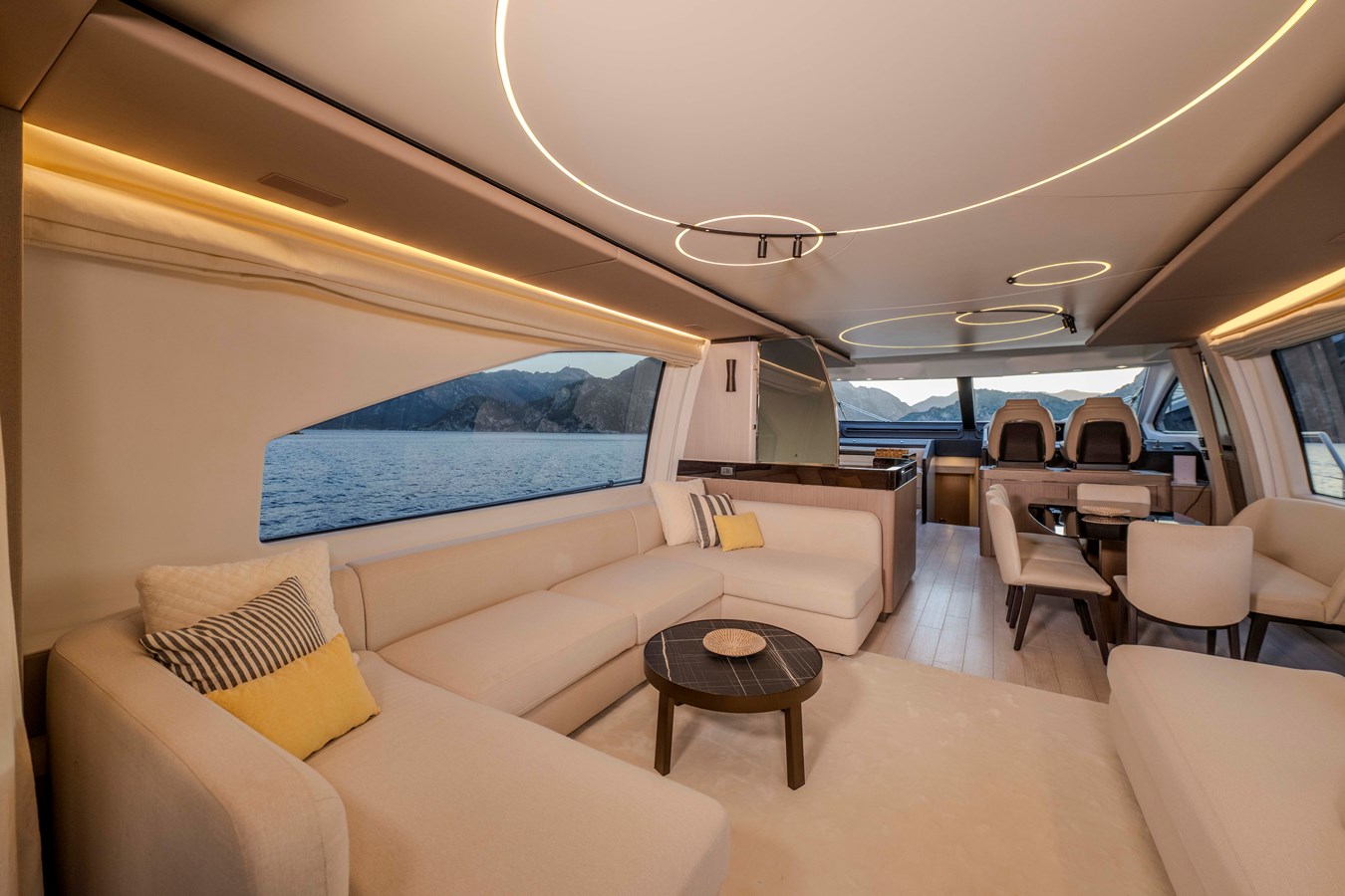Azimut Yachts Motor Yacht CELEBRATE LIFE For Sale