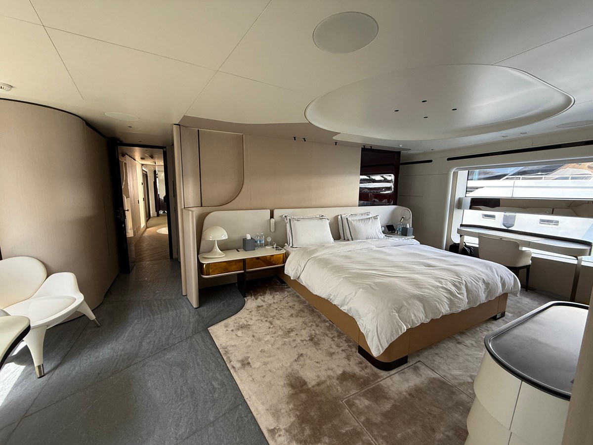 Azimut Yachts Motor Yacht SHABBY For Sale