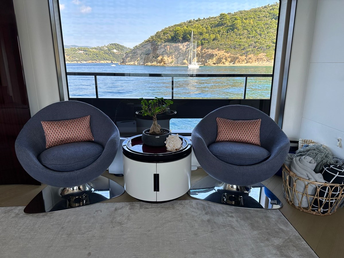 Azimut Yachts Motor Yacht SHABBY For Sale