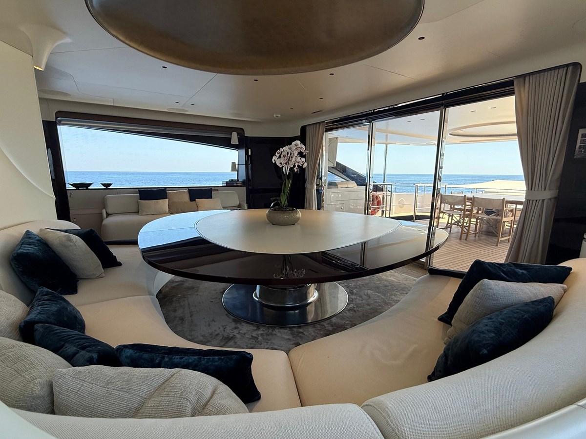Azimut Yachts Motor Yacht SHABBY For Sale