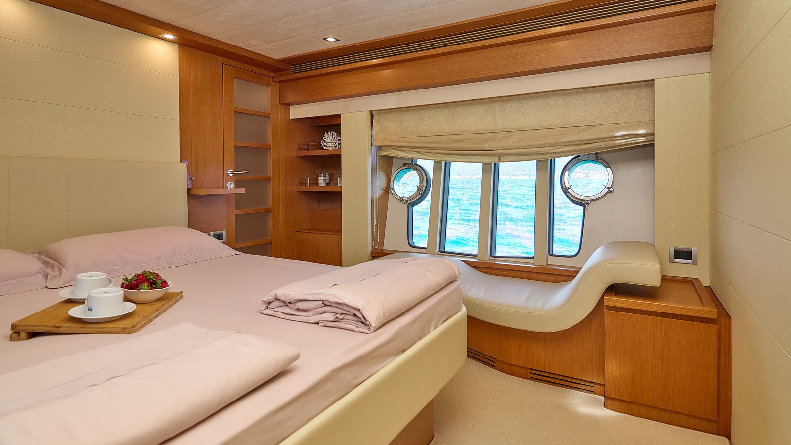 Ferretti Yachts Motor Yacht GANS For Sale