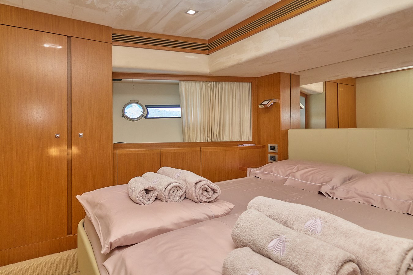 Ferretti Yachts Motor Yacht GANS For Sale