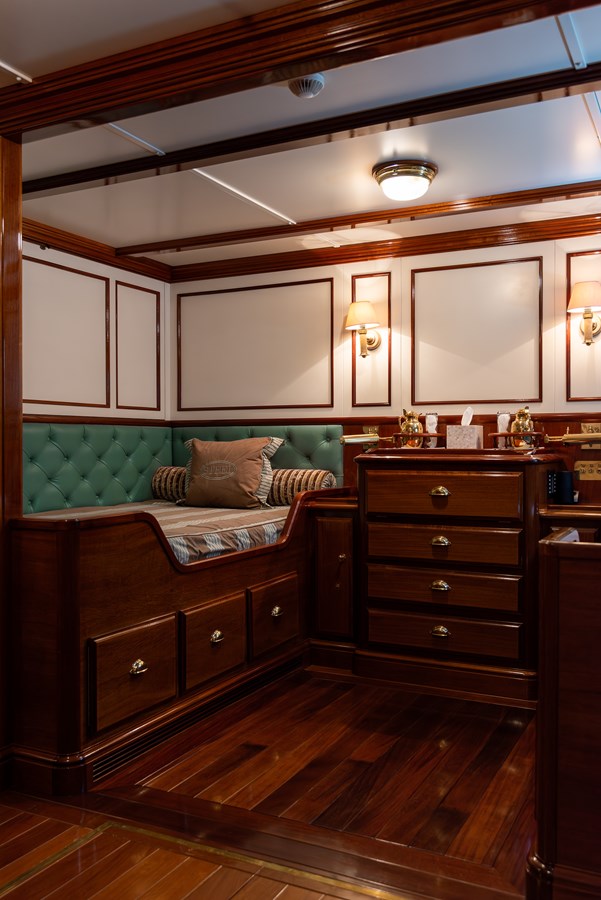 Pendennis Motor Yacht Steel For Sale