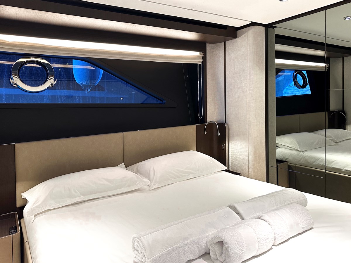 Ferretti Yachts Motor Yacht LADY AGA For Sale