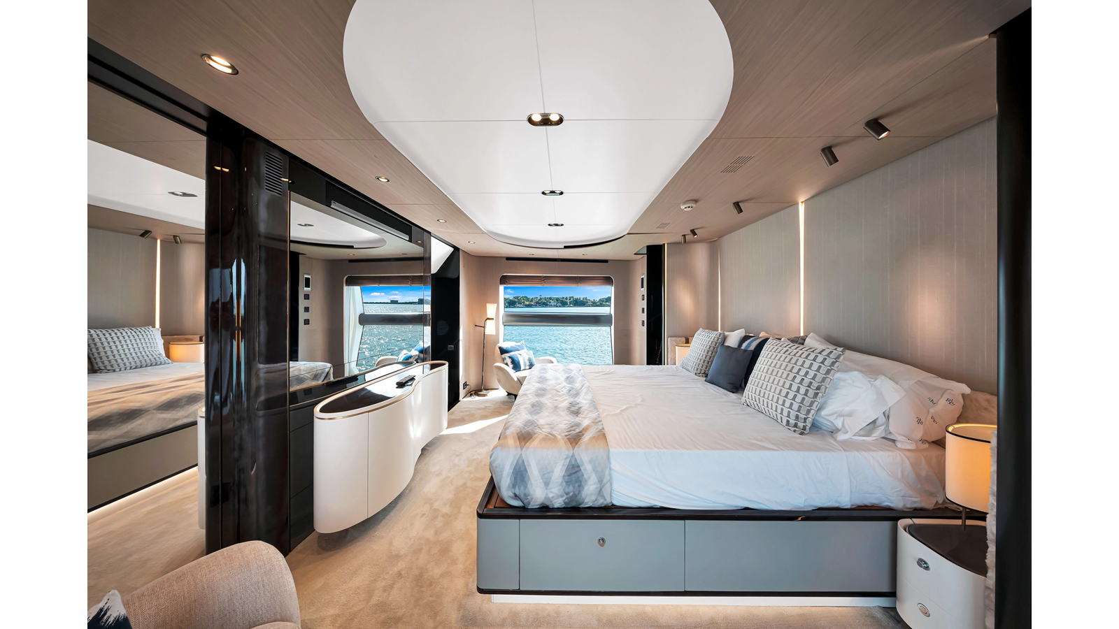 Azimut Yachts  CLOUD 9 For Sale