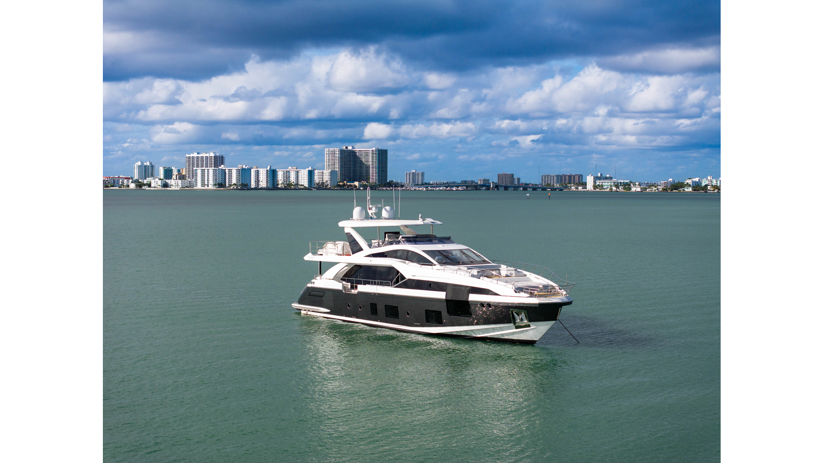 Azimut Yachts  CLOUD 9 For Sale